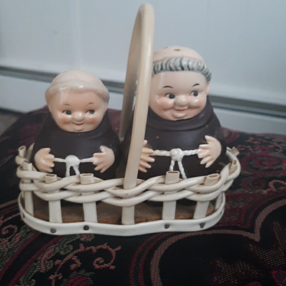 Hummel salt and pepper shakers